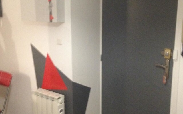 Studio in Dijon, With Wifi