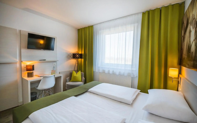 Life Hotel