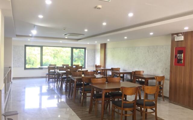 UM-PQ hotel Phú Quốc