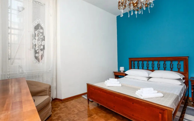 Wonder Vatican Family