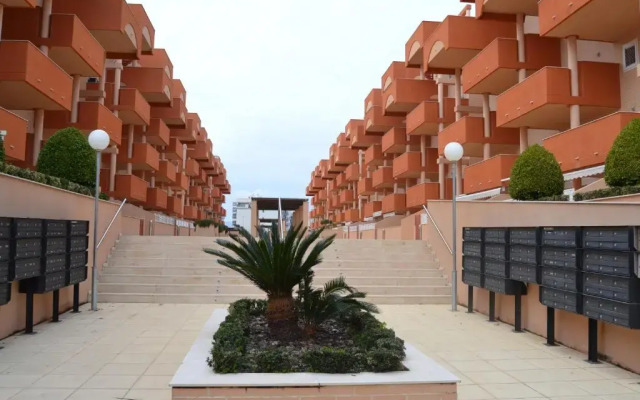 Apartamento Nuevo con Gran Terraza y Wifi en Canet