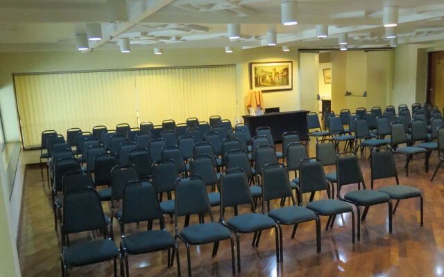 Carlton Plaza São José dos Campos