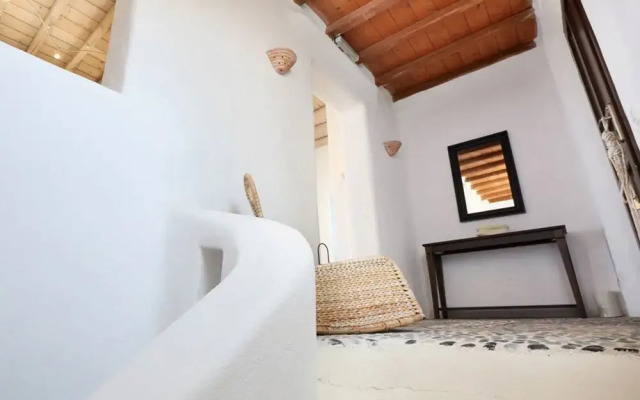 Villa Super Two