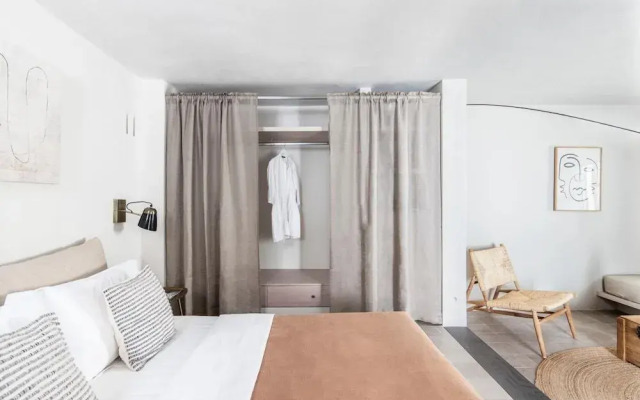 SKIA-Cosy Living