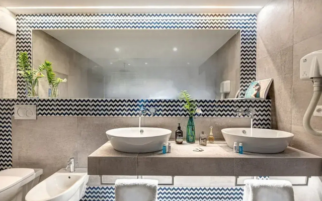 Blue-wave Experience Resort