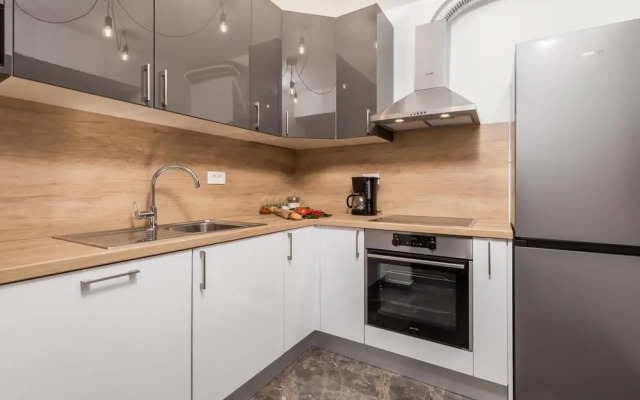 Awesome Apartment in Pobri With 4 Bedrooms, Wifi and Jacuzzi