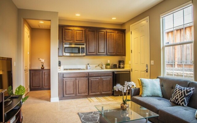 Cozy, Updated In-law