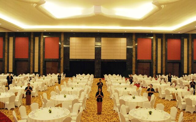 The Singhasari Resort