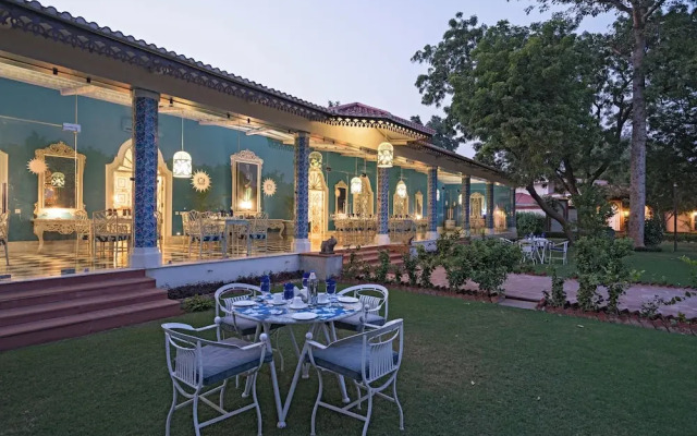 Raj Niwas Palace