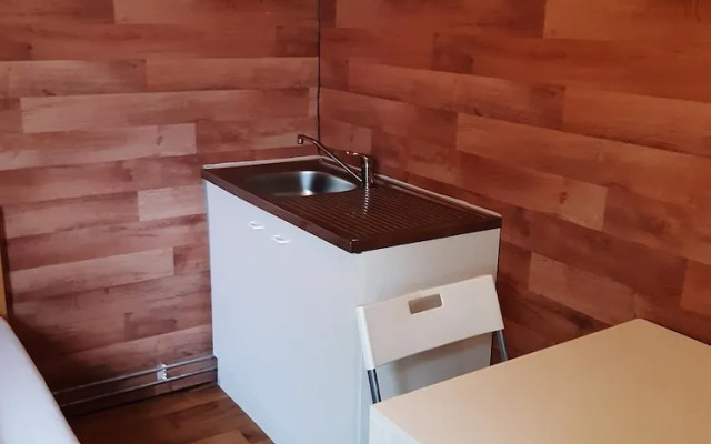 2-Rent Group Hostel Rooms&Apartments TUB19A