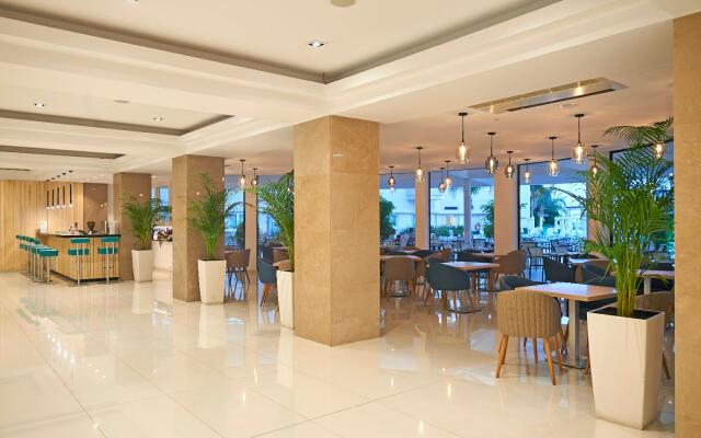 Sunrise Oasis Hotel & Waterpark