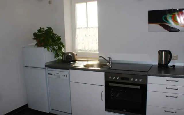 Apartment in Weibig With Garden