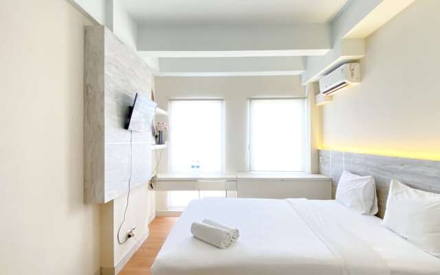 Modern Look And Comfy Studio Patraland Urbano Apartment