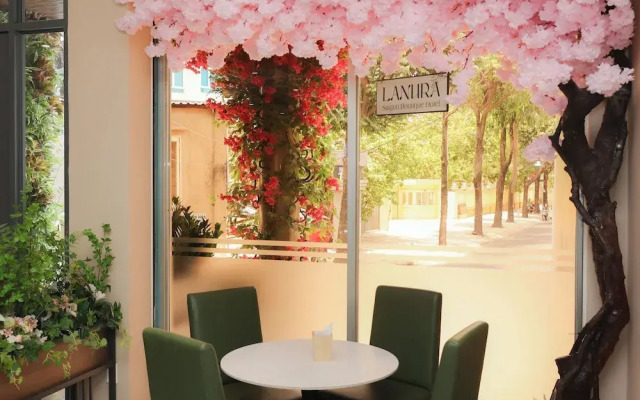 Lanura Saigon Boutique Hotel