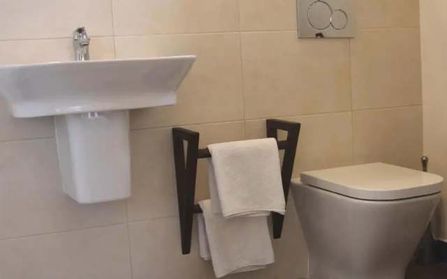Hostal Avalon