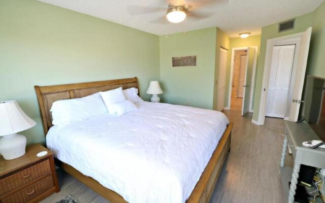 Ocean Village Club N36