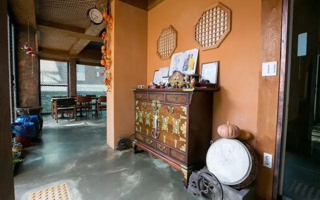 Jeonju Tteulanchae Hanok Stay