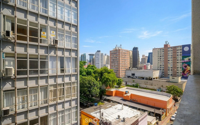 Belíssimo apart no Centro de Floripa EDC402
