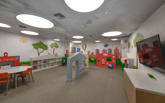 Cozy apt from Downtown Doral Park