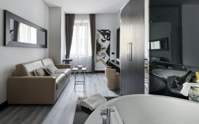 LHP Hotel Napoleon