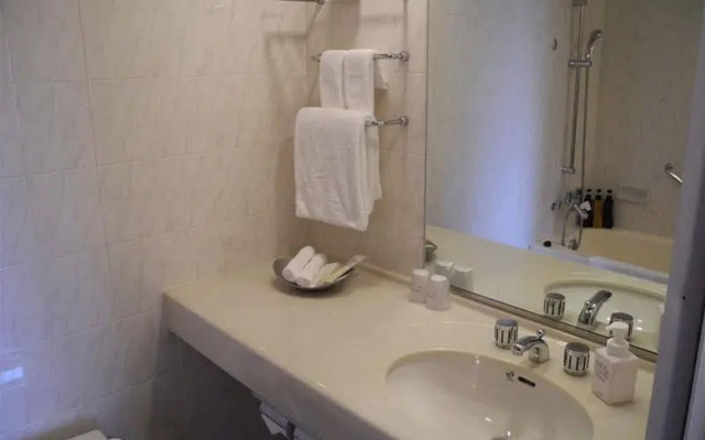 Hotel Avanshell Akasaka – Bathroom – Tokyo