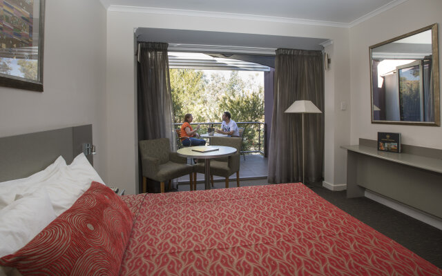 Stay at Alice Springs Hotel