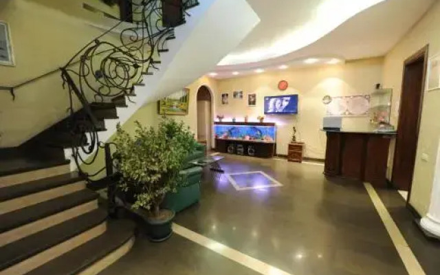 K-17 Guest House