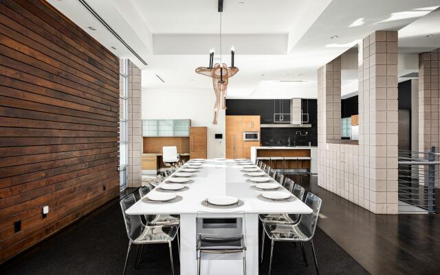 Old Town Scottsdale Iconic Modern Mansion