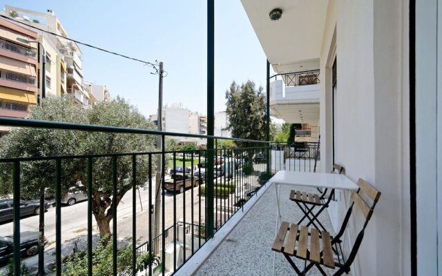 Brand new cottage house in Athens close to Stauros Niarxos foundation.