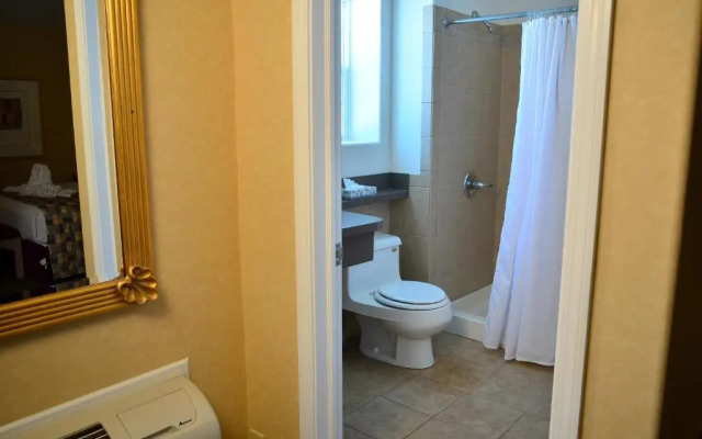 Skaneateles Suites