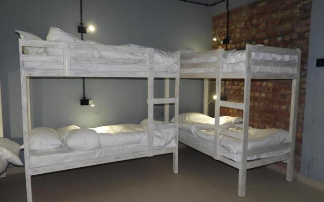 Goroomgo Mystic Kailasha Ukhimath