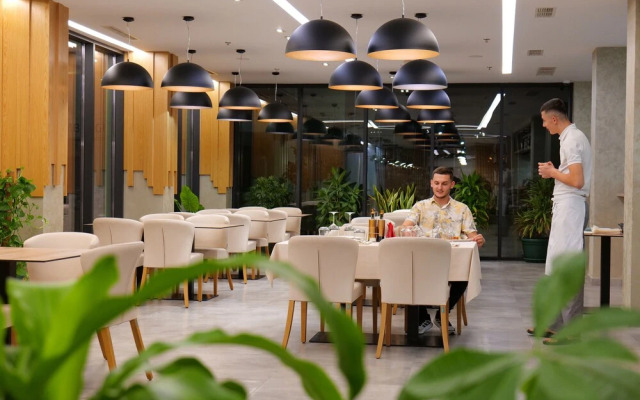 Hotel Triumf Shengjin
