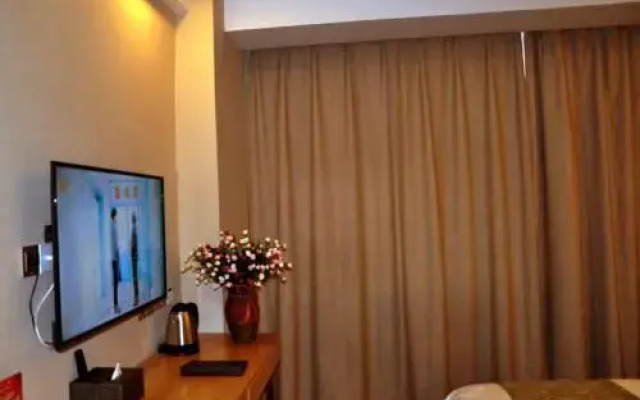 GreenTree Inn Golmud City Southern Suburb Express Hotel