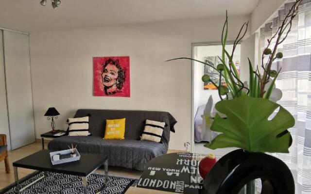 Grand Studio de 33m² a 300m Des Plages (Adults Only)
