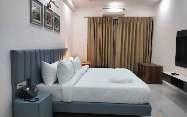 The Hoften Elite 32 Avenue, Sector 15, Gurugram