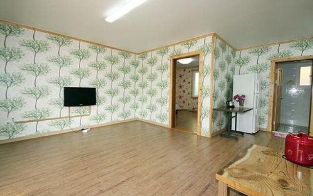 Goesan Joryeong Pension