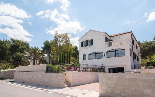 Apartments Villa Grlica