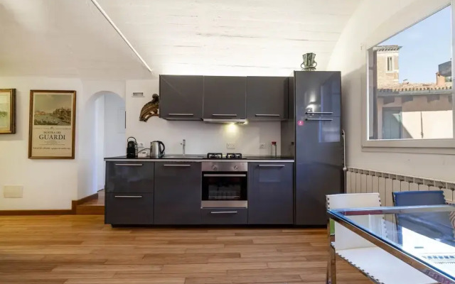 Venice Guggenheim Apartment by Wonderful Italy