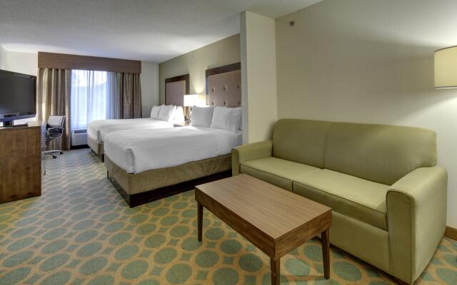 Holiday Inn Express Hotel & Suites Emporia, an IHG Hotel