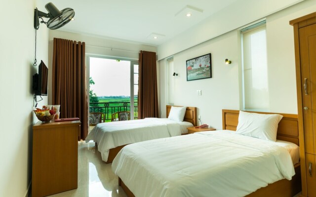 Ideal Villa