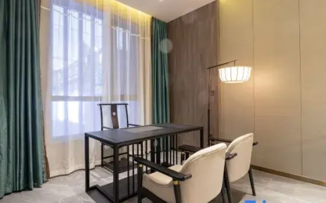 Puyan Hotel