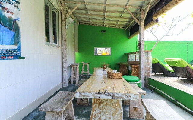 The Green Groves Hostel