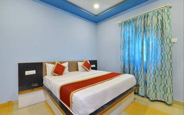 OYO 2061 Hotel New Holiday Inn