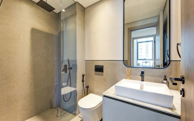 Modern 1 BR Oxford Terraces