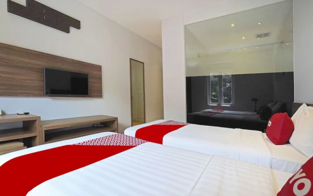 OYO 94729 Regia Dago