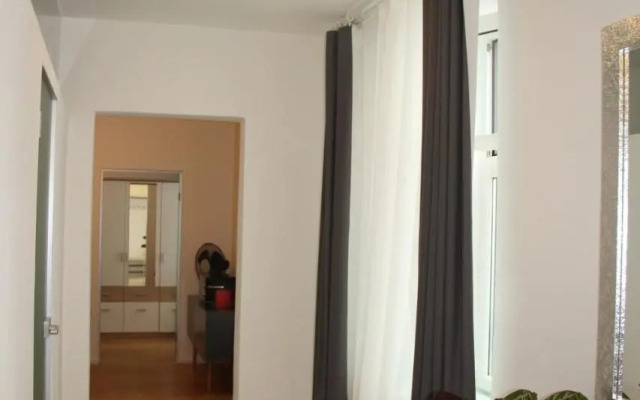 Apartment NUMBER 17