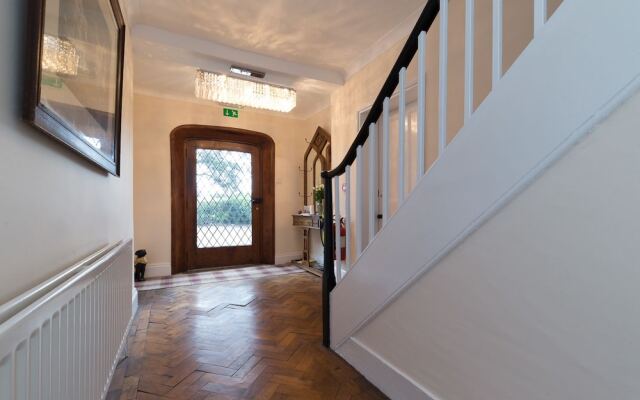 Whitethorn Bed and Breakfast