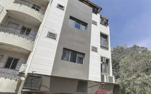 Hotel Atithi - Opposite Shreeji Hospital