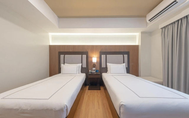 Widus Hotel Clark