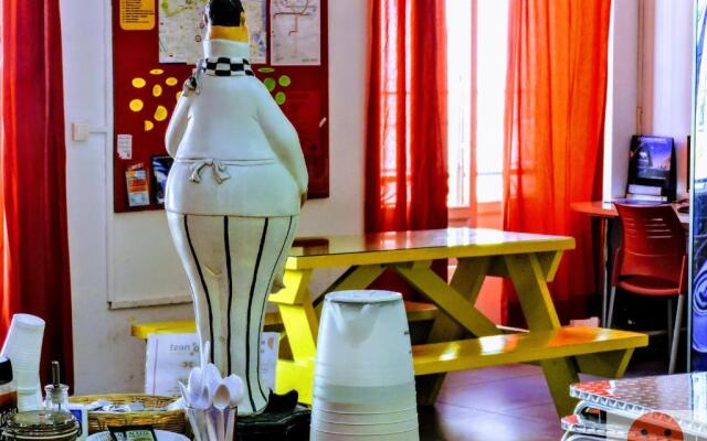 Red Nest Hostel